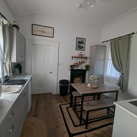 The Railway Sleeper Appartement Cullybackey Buitenkant foto