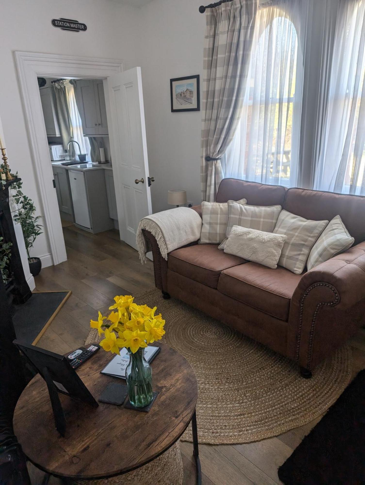 The Railway Sleeper Appartement Cullybackey Buitenkant foto